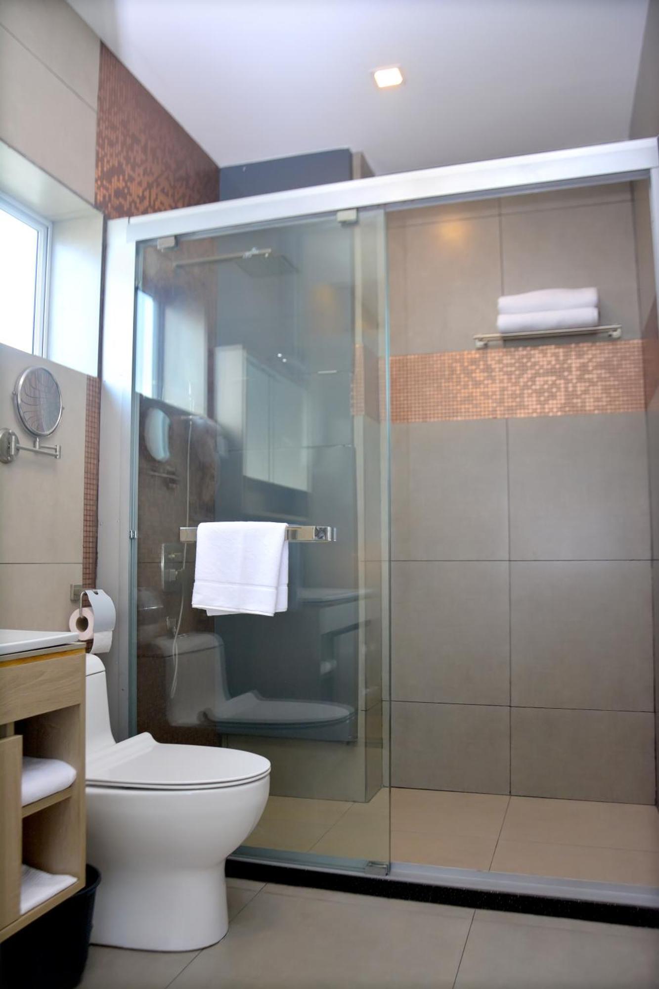 Belmont Boutique Hotel - Free Airport Shuttle Service Negombo Quarto foto
